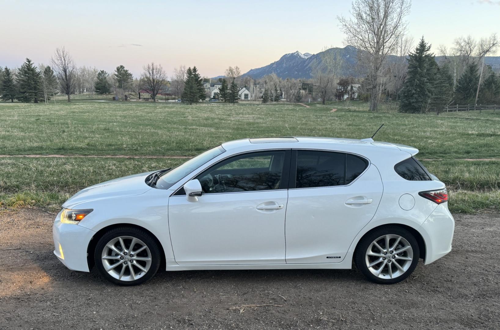 2012 White /Black Lexus CT 200h PREMIUM (JTHKD5BH2C2) with an 1.8L I4 F DOHC 16V engine, Automatic transmission, located at 2510 47th St. Suite 200, Boulder, CO, 80301, (303) 641-0333, 40.026196, -105.243217 - 2012 Lexus CT200H This Beautiful 40 MPG, CT200 Hybrid was acquired by Boulder Motors, February 22, 2023. A full Premium Synthetic Oil Service and Multi-Point Inspection were performed by Stevinson Lexus in Frederick. It is Finished in Lexus Starfire Pearl. It is Finished in Lexus Starfire Pearl. - Photo#0